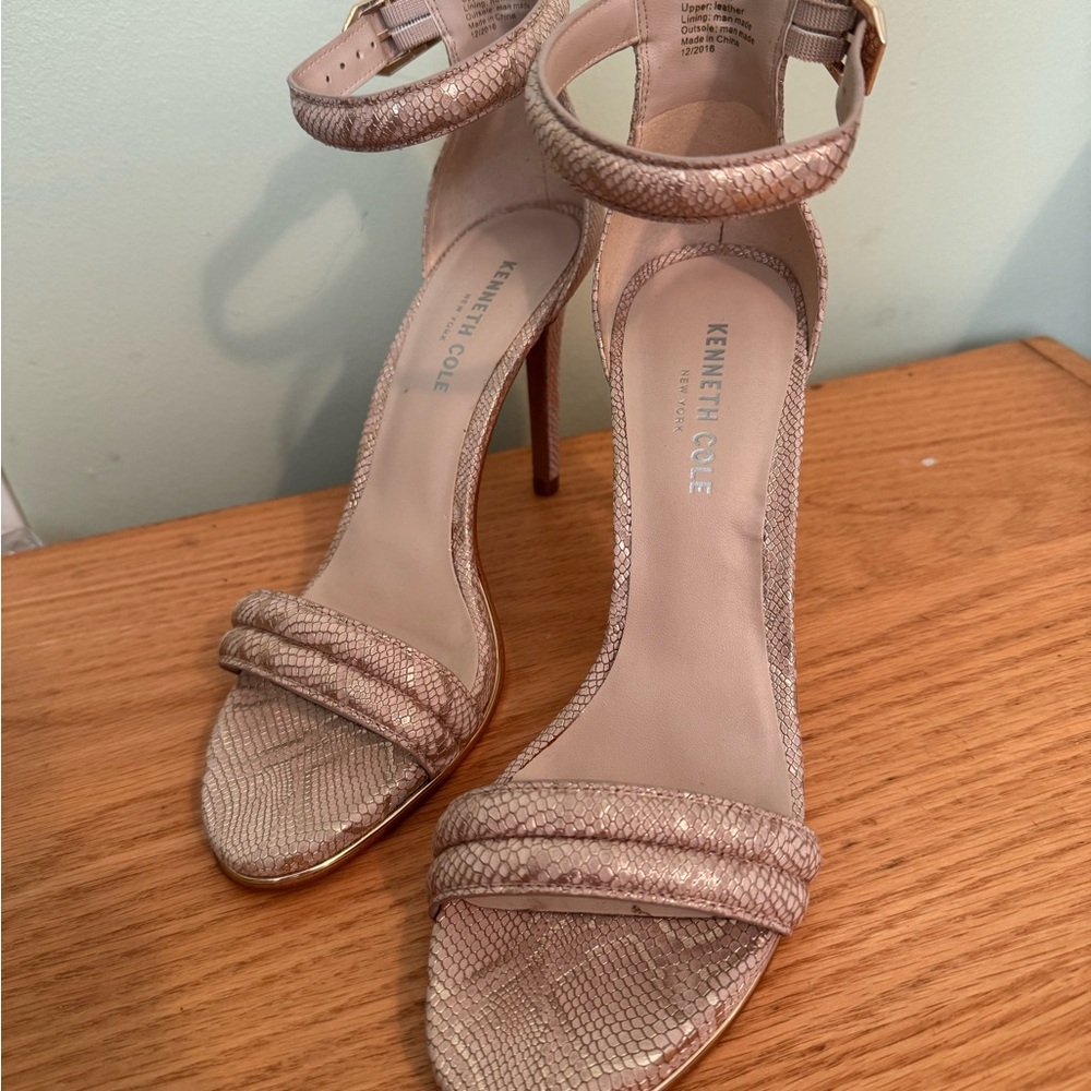 Kenneth Cole Cream Heels Elegant High Heeled Sandals